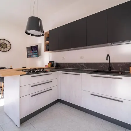 Shiny Appartement